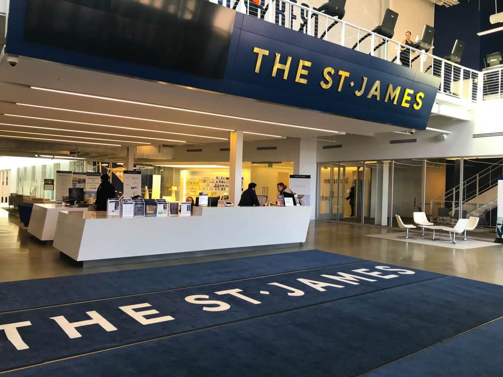 A full review of the indoor water park at the St. James Sports Complex