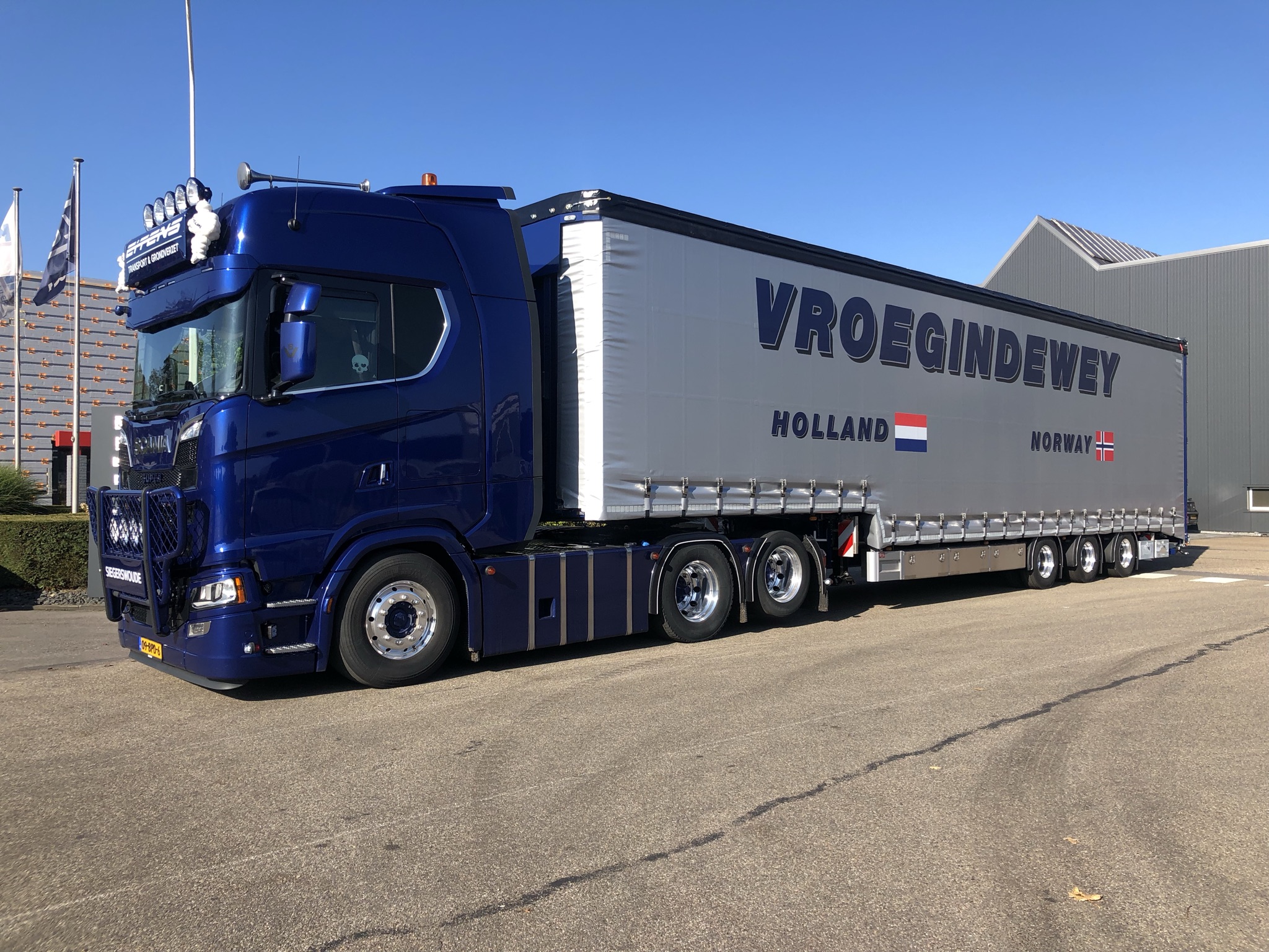 STEP DECK CURTAINSIDE TRAILER Pacton Trailers B.V.