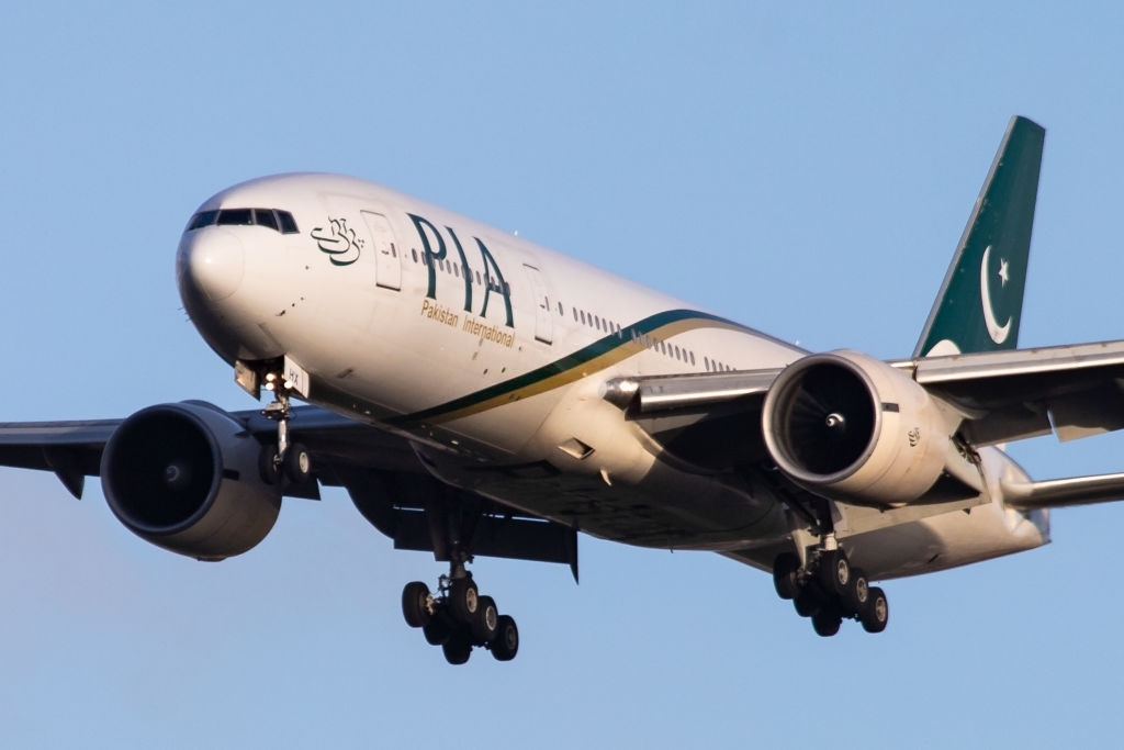 PIA launches Hajj flights Pakistan Today