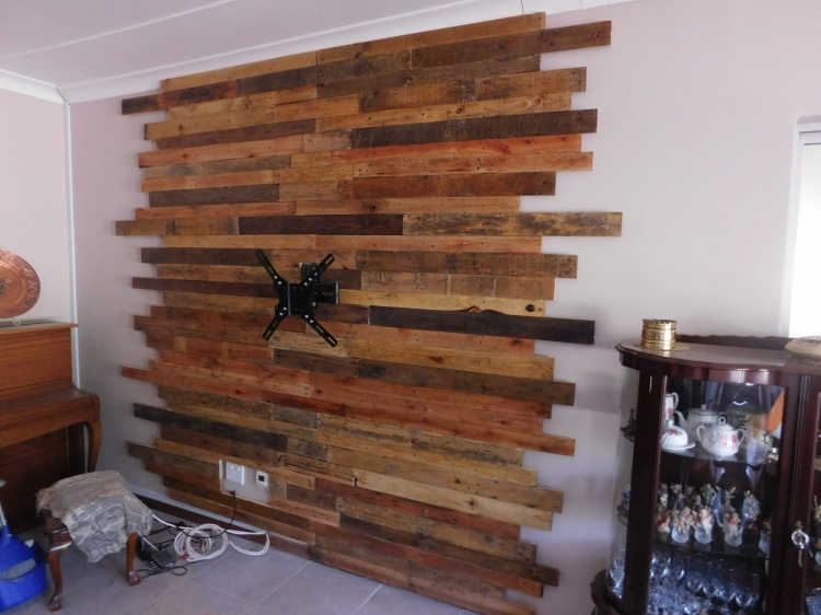 Pallet Wall Cladding for LCD Pallet Ideas