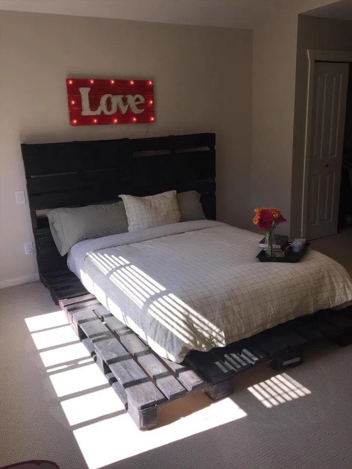 Wooden Pallet Bed out of only Pallets Pallets Pro