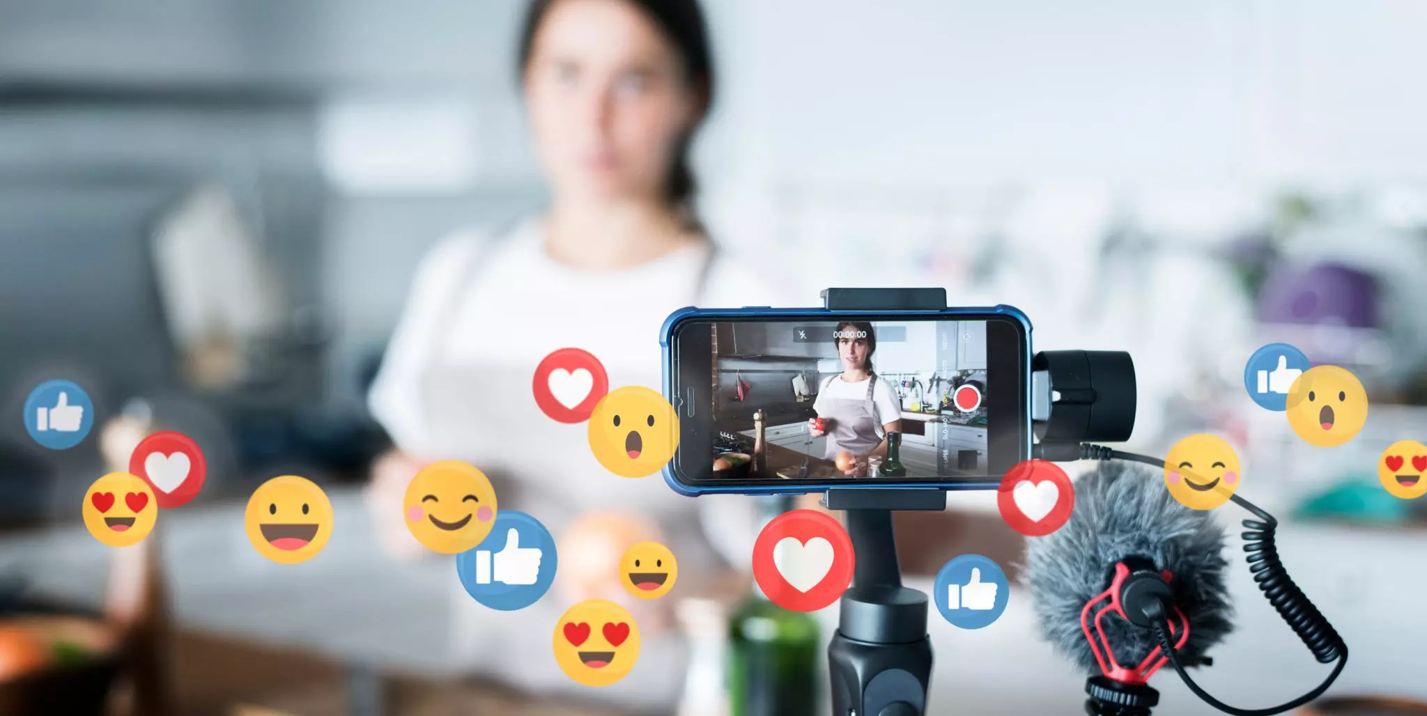 The Fragility of Social Media Fame Means Big Costs for Brands DR. PAM(03)