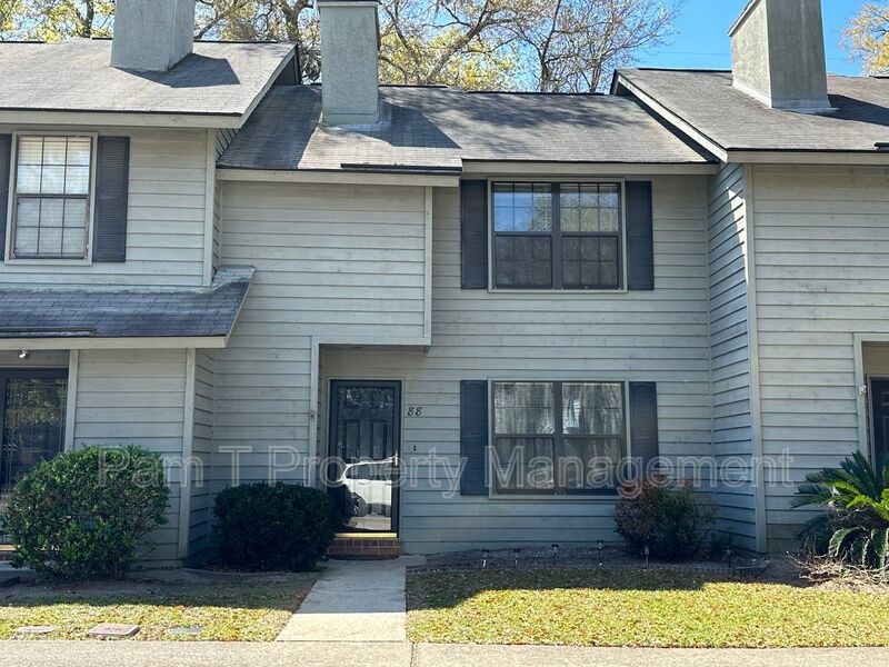 88 Hidden Lake Court Savannah, GA 31419 Savannah Property Management
