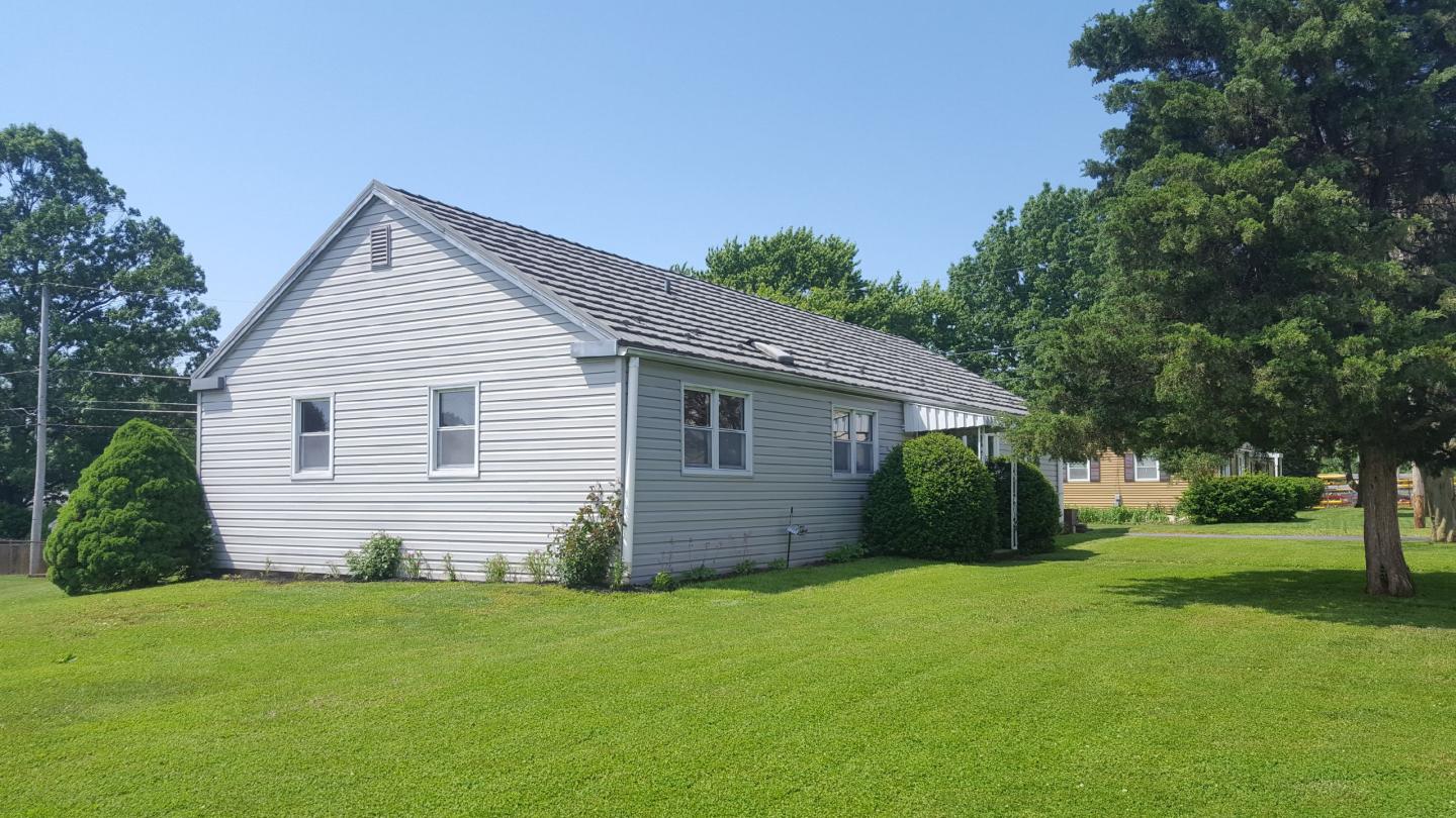 REAL ESTATE EPHRATA 4 BED/1.5 BATH RANCHER 3/10 ACRE LOT Art