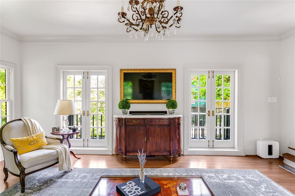 Oak Cliff Real Estate — This Kessler Park ‘Gem' Just Hit the Dallas Market