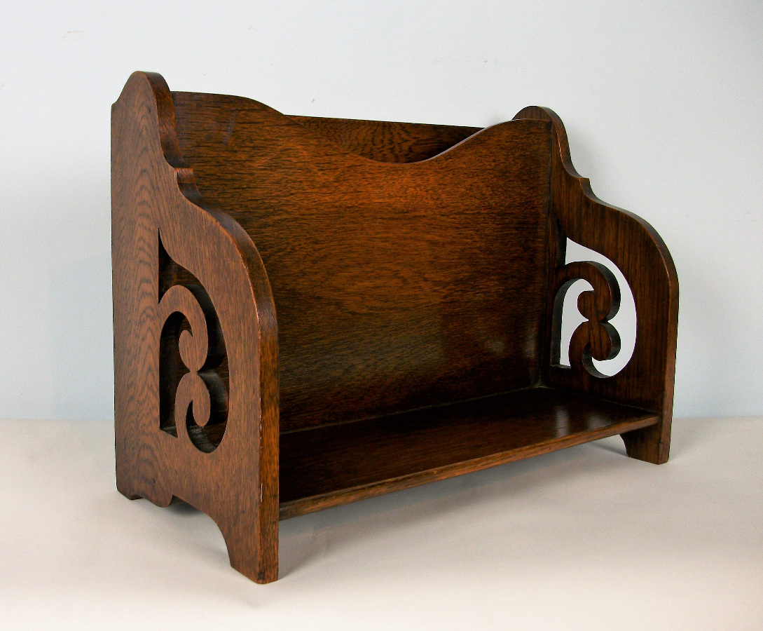 Arts and Crafts Book Caddy