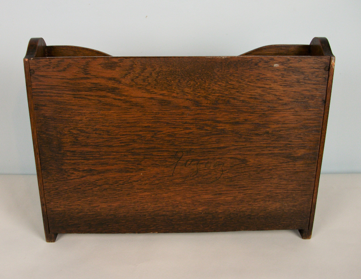 Arts and Crafts Book Caddy