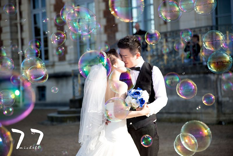 Wedding Entertainment Paris Bubbles