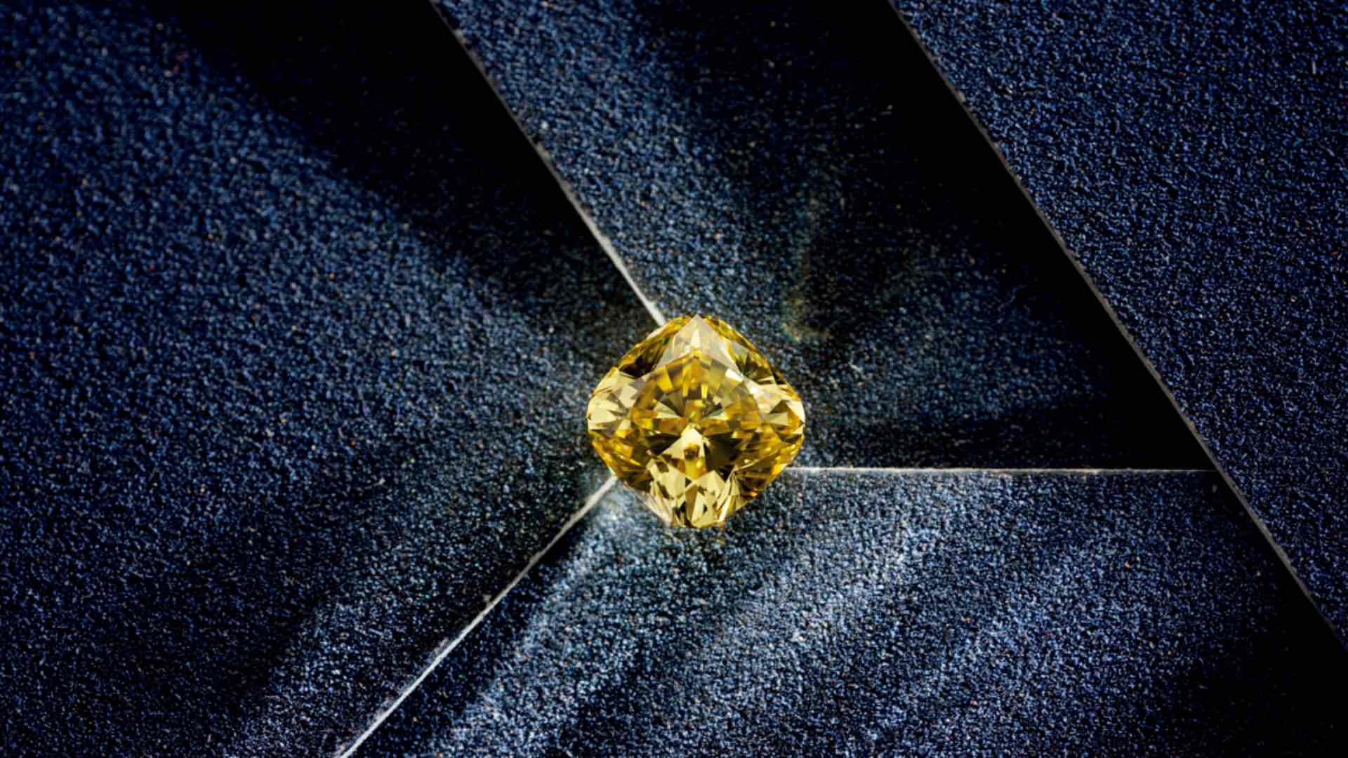 À la rencontre d'Inédit Joaillier de Rouen à SaintGermaindesPrés