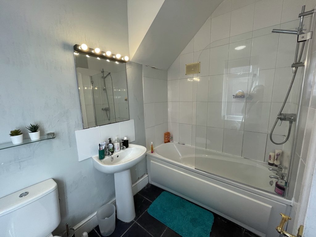 51 Coniston Avenue Park Lets