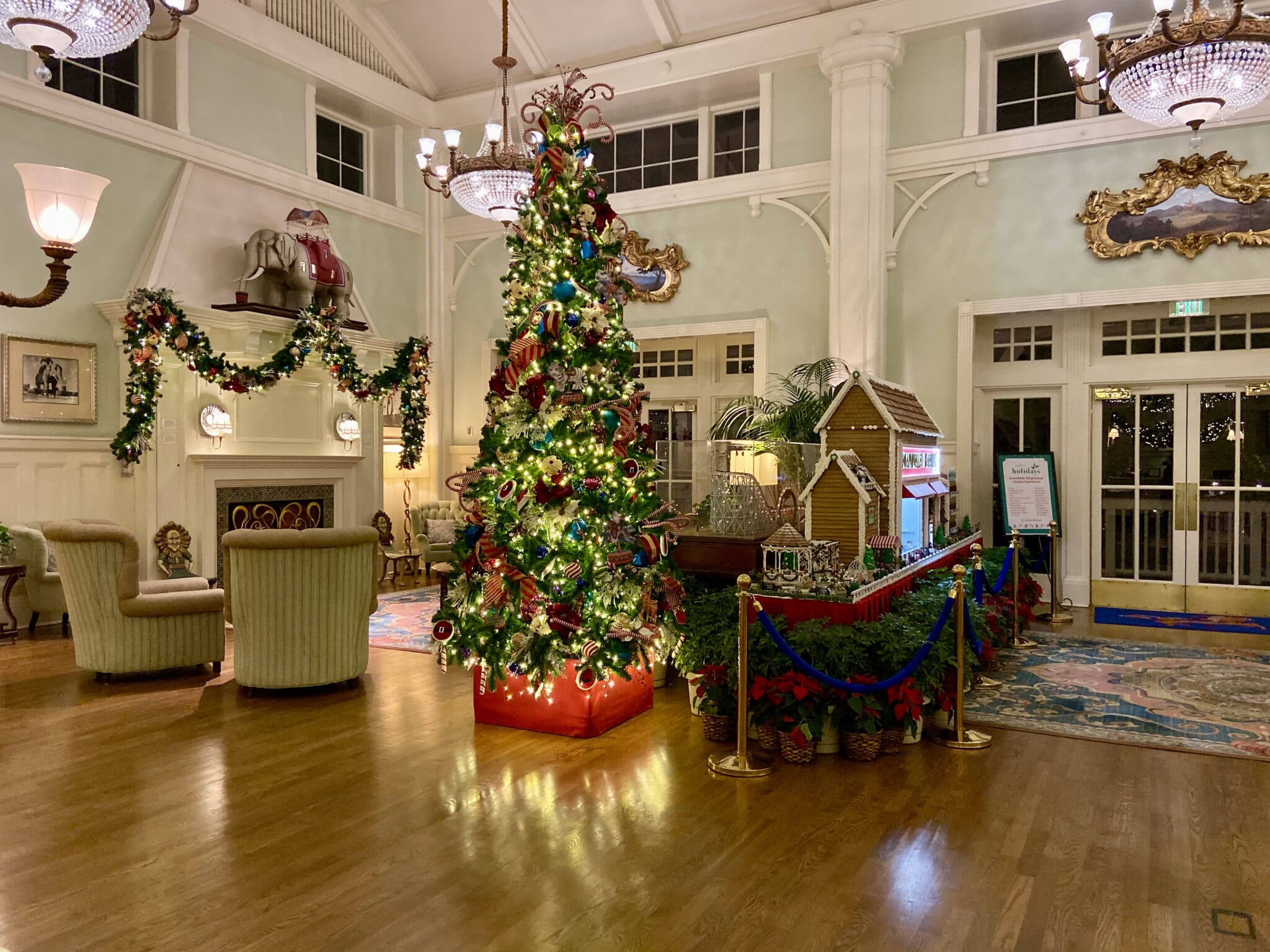 2022 Christmas Disney World Dates & Details: What's Coming