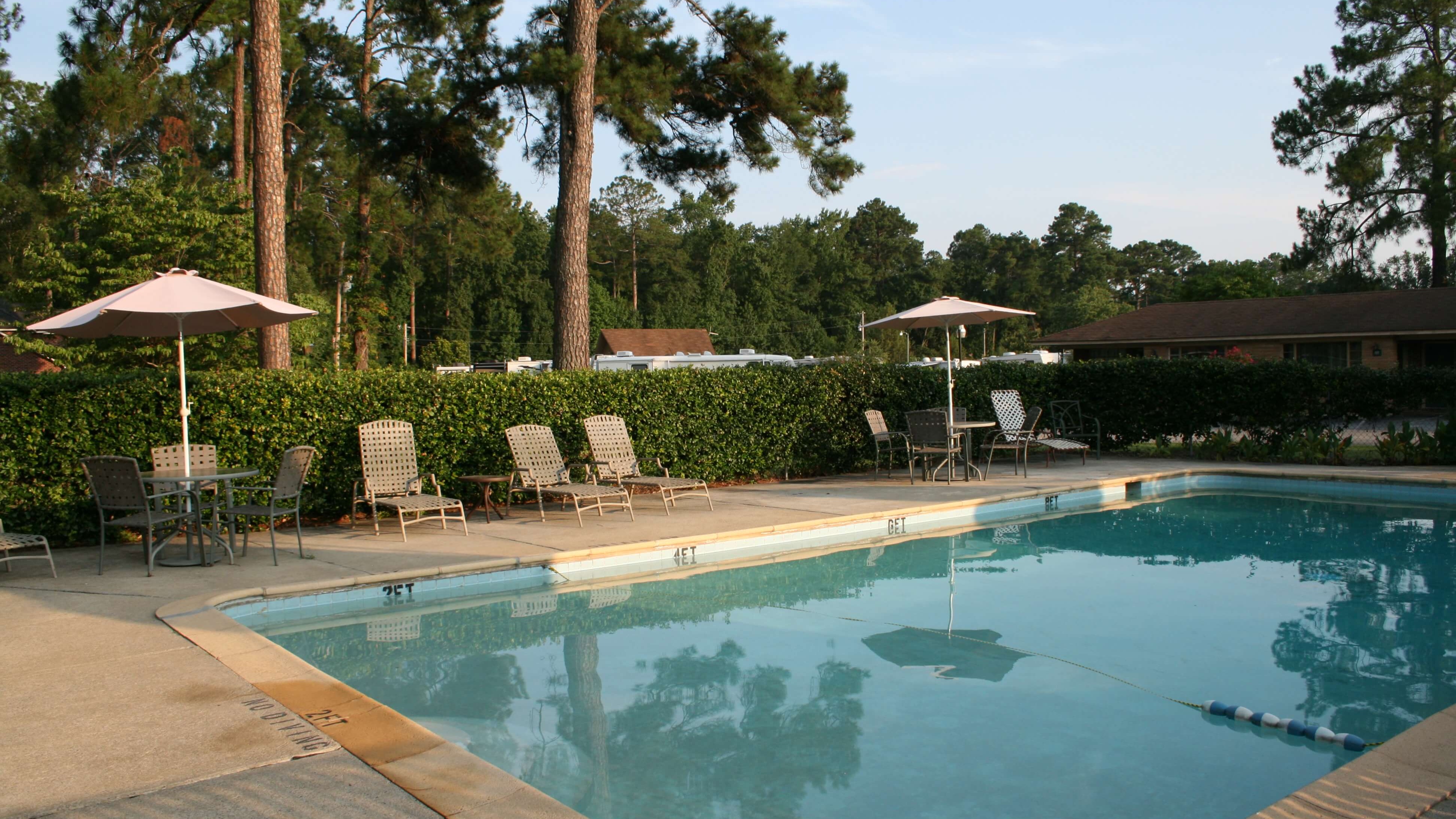 Parkwood RV Park & Cottages Statesboro, GA