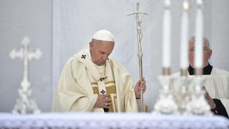 Paus Fransiskus Pastikan Gereja Katolik Jadi Tempat Orang Merasakan Paus Fransiskus Pastikan Gereja Katolik Jadi Tempat Orang Merasakan