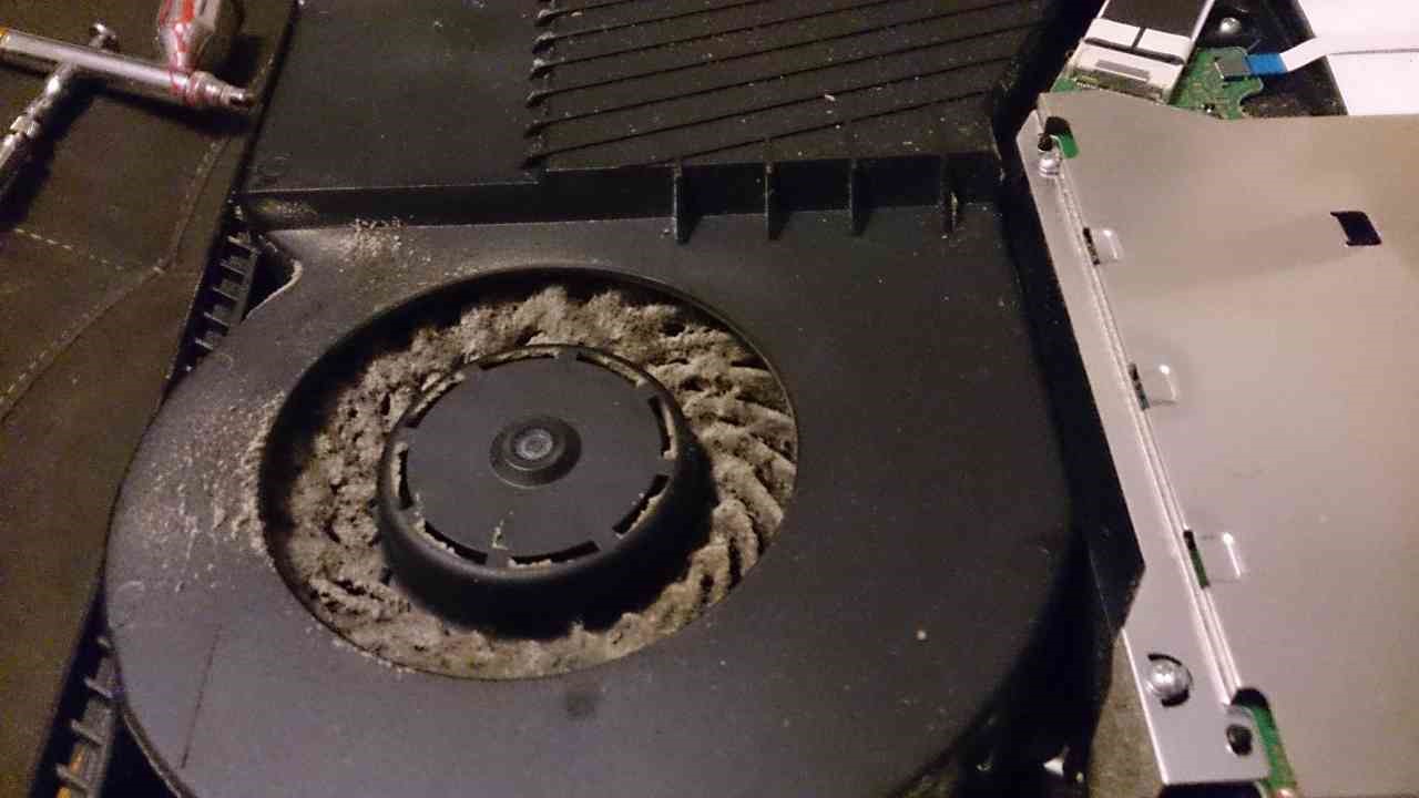 How to Clean PS4? Detailed Steps and Pictures Are Here MiniTool