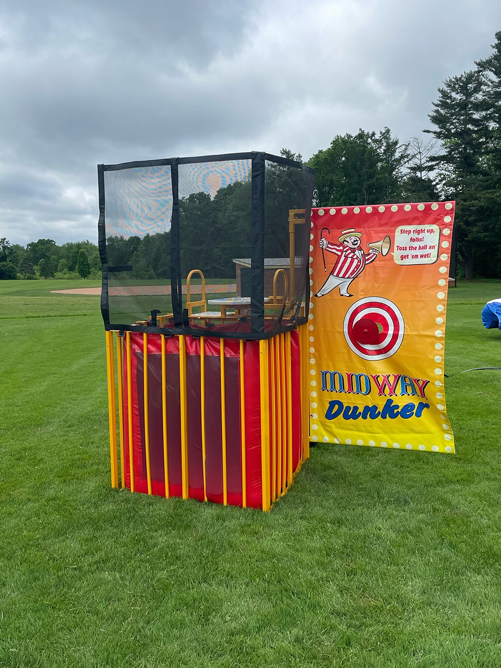 Dunk Tank Party People Inc