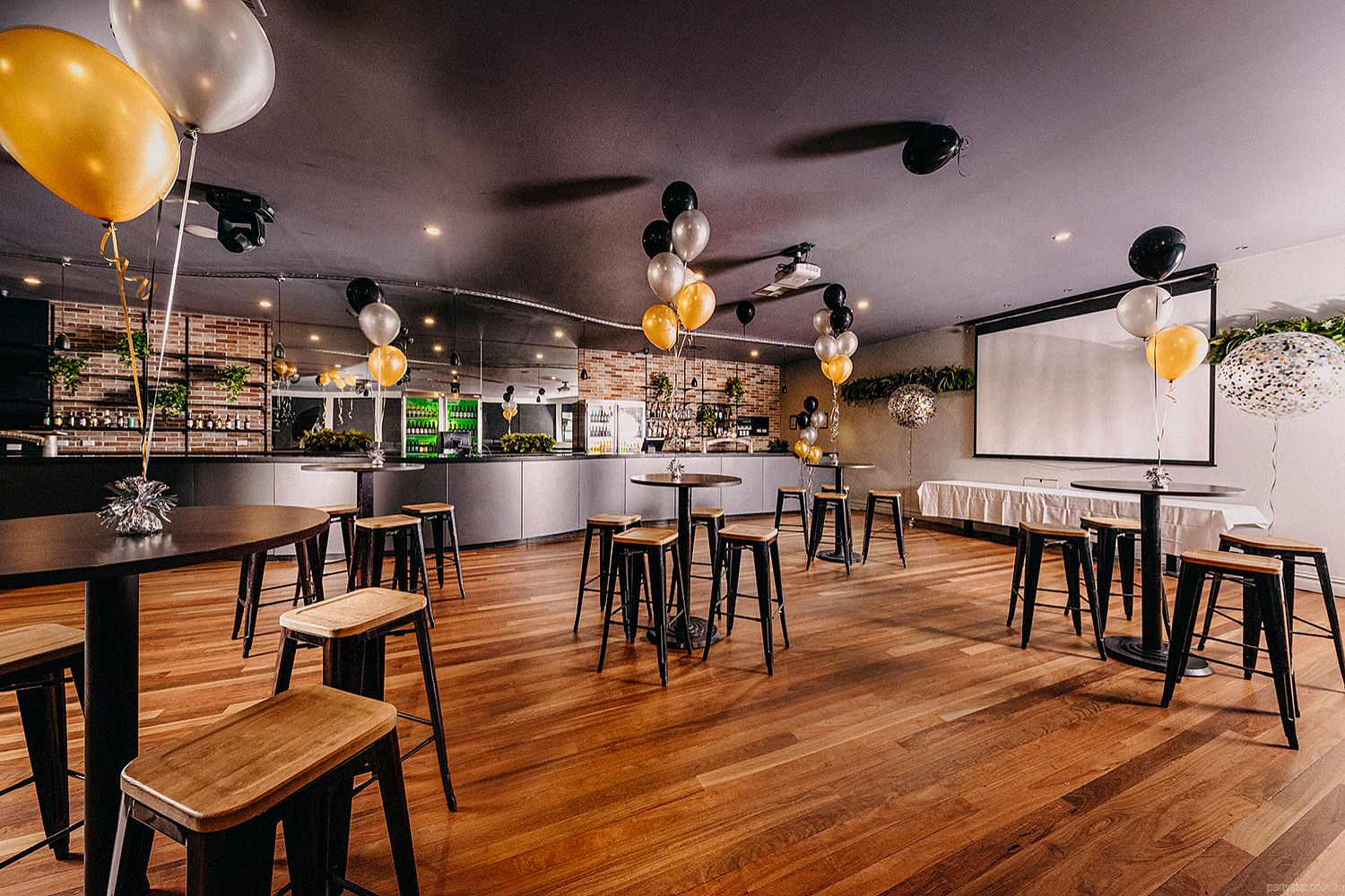 The Sporting Globe (Cocktail Bar) in Geelong, VIC function room hire