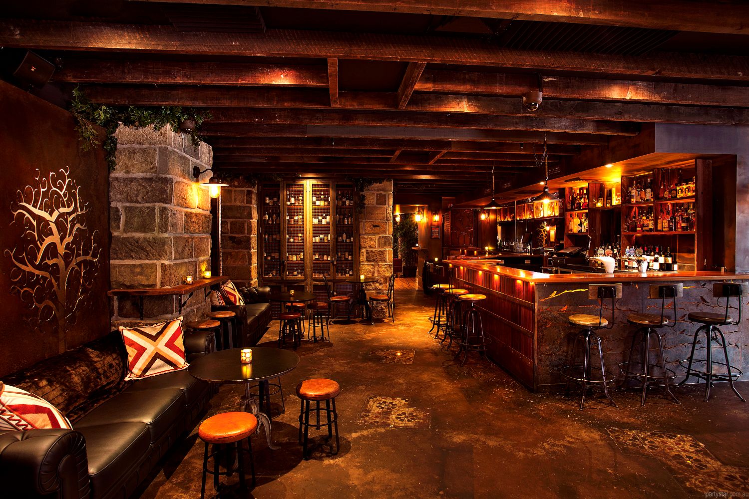 New Hampton (Front Bar Function Room) in Potts Point, Sydney function