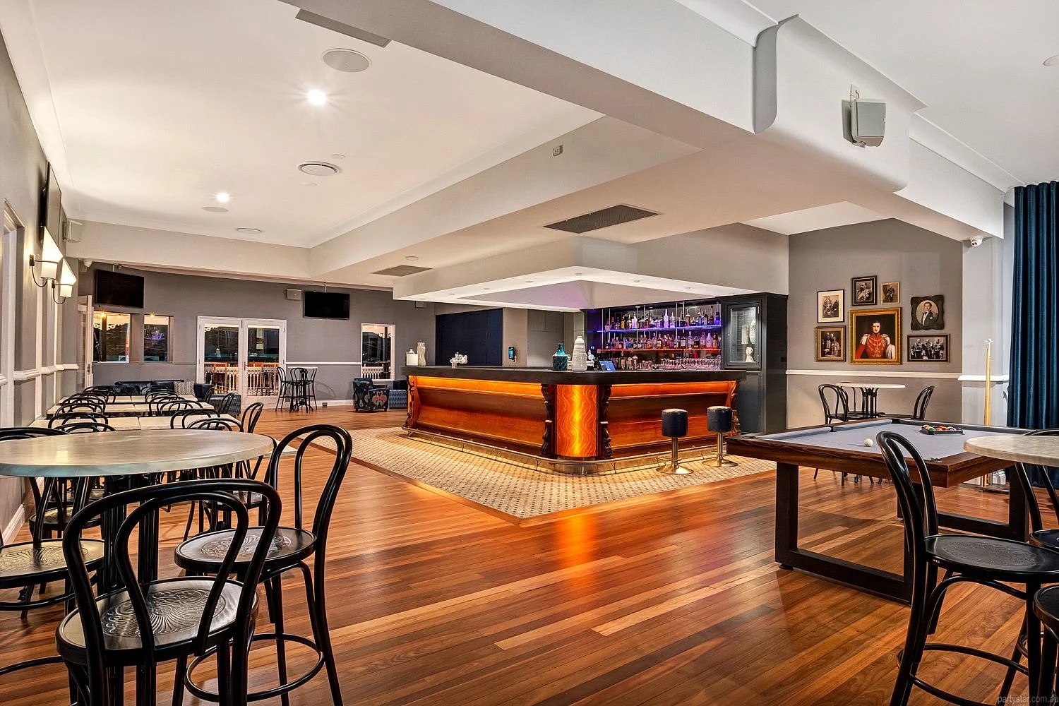 The Lord Alfred (The Verandah Party Bar) in Brisbane City, Brisbane