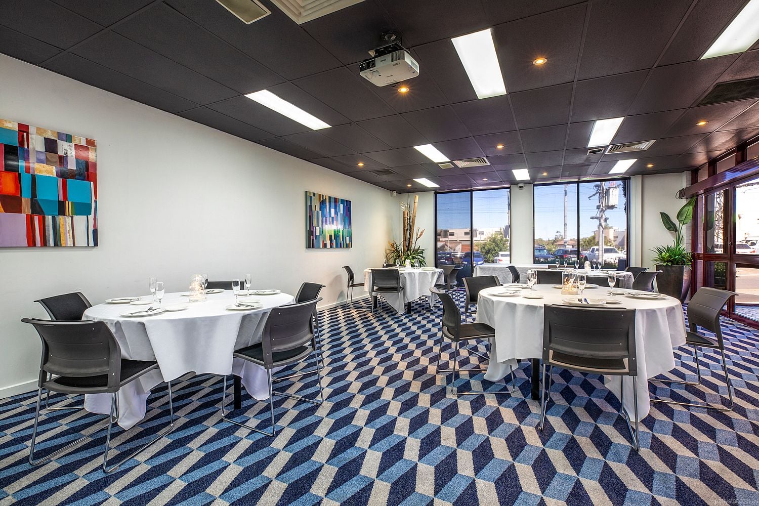 Pascoe Vale Hotel (The Vale) in Pascoe Vale, Melbourne function room hire
