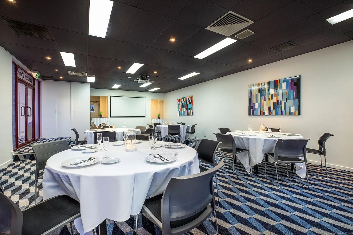 Pascoe Vale Hotel (The Vale) in Pascoe Vale, Melbourne function room hire