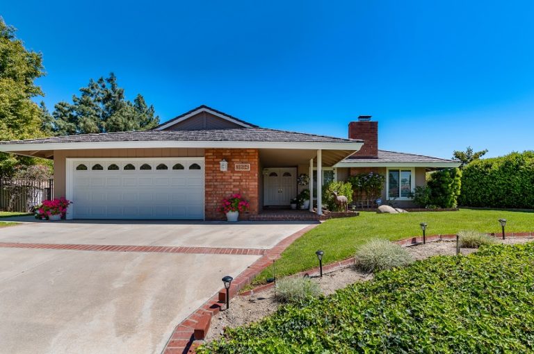 A Beautifully Updated Sprawling Singlelevel Ranch Style Home in