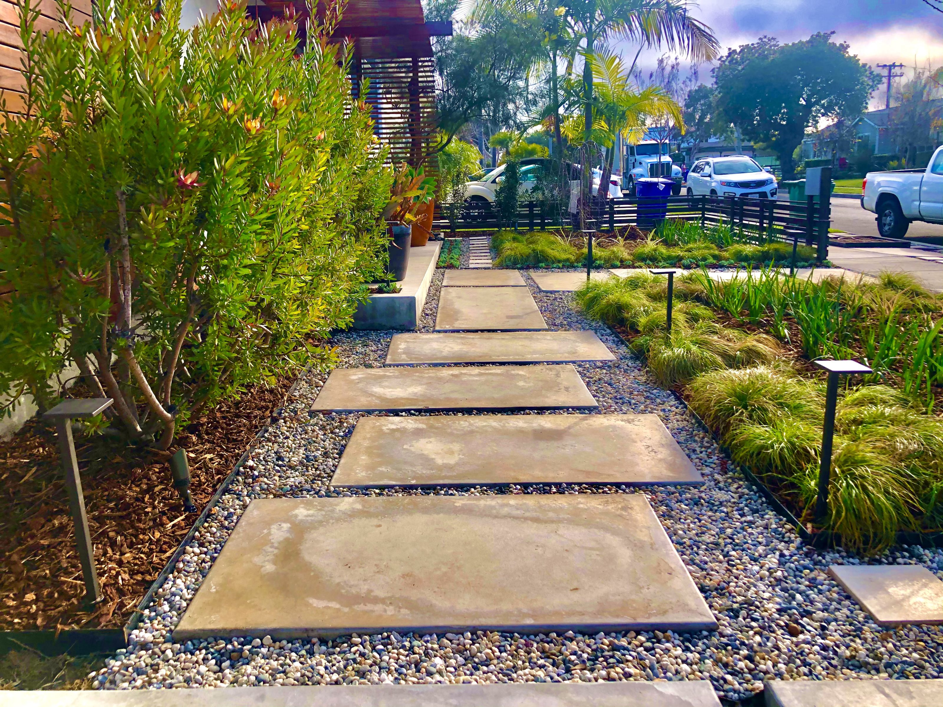 High Quality Outdoor Path Lighting - Pathmark Innovation