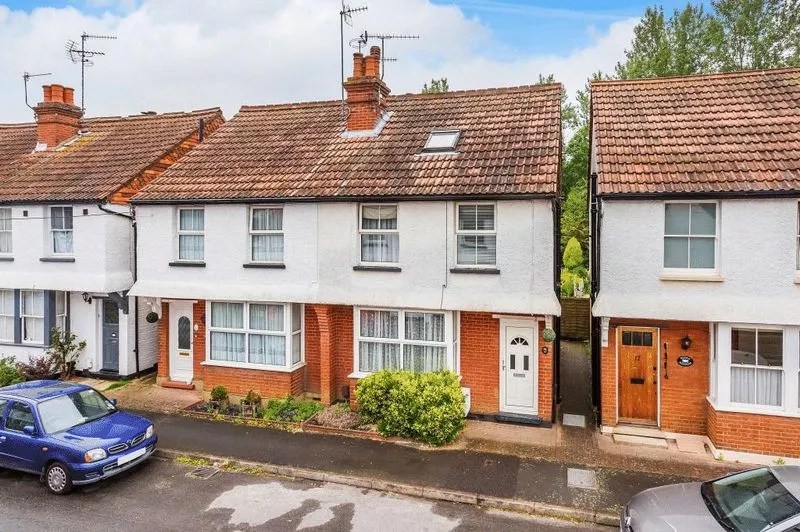 NORTH HOLMWOOD RH5 Patrick Gardner