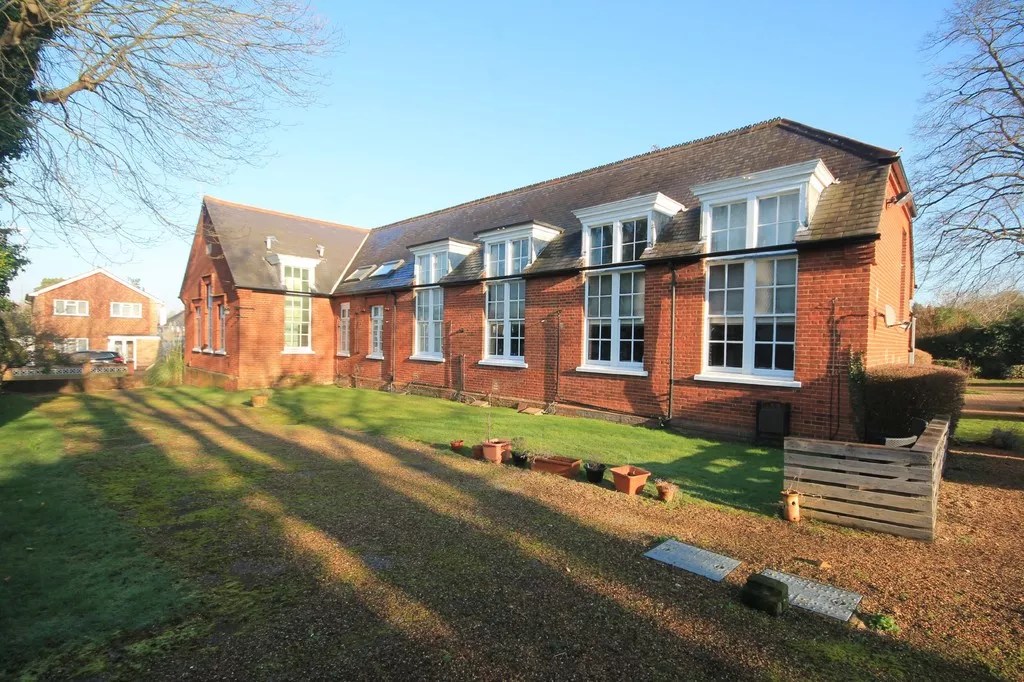 LEATHERHEAD, KT22 Patrick Gardner