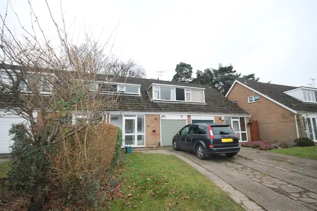 Windfield, Leatherhead,Surrey Patrick Gardner