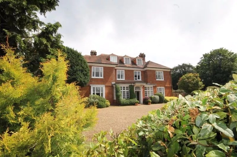 GREAT BOOKHAM, KT23 Patrick Gardner