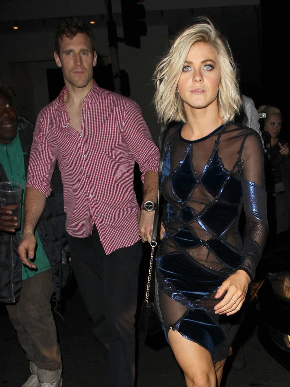 Julianne Hough’s Wardrobe Malfunction Didn’t Seem to Bother Her at All