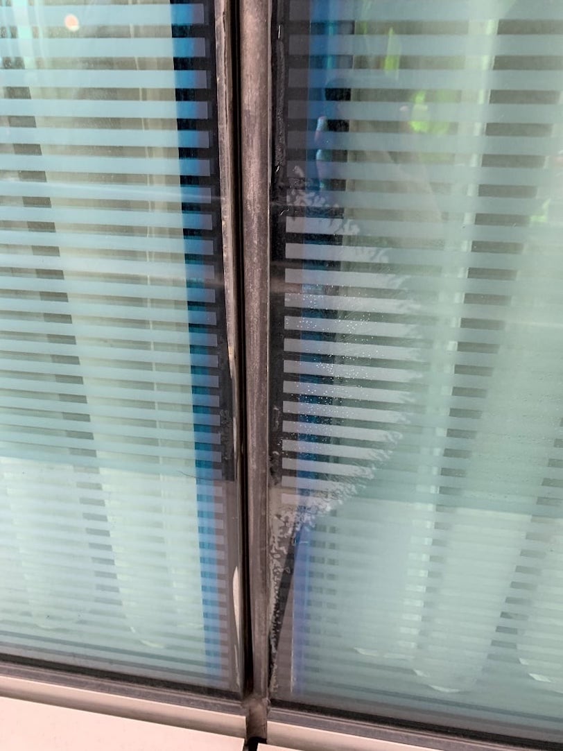 Delamination of Laminated Glass Patrick Ryan Associates