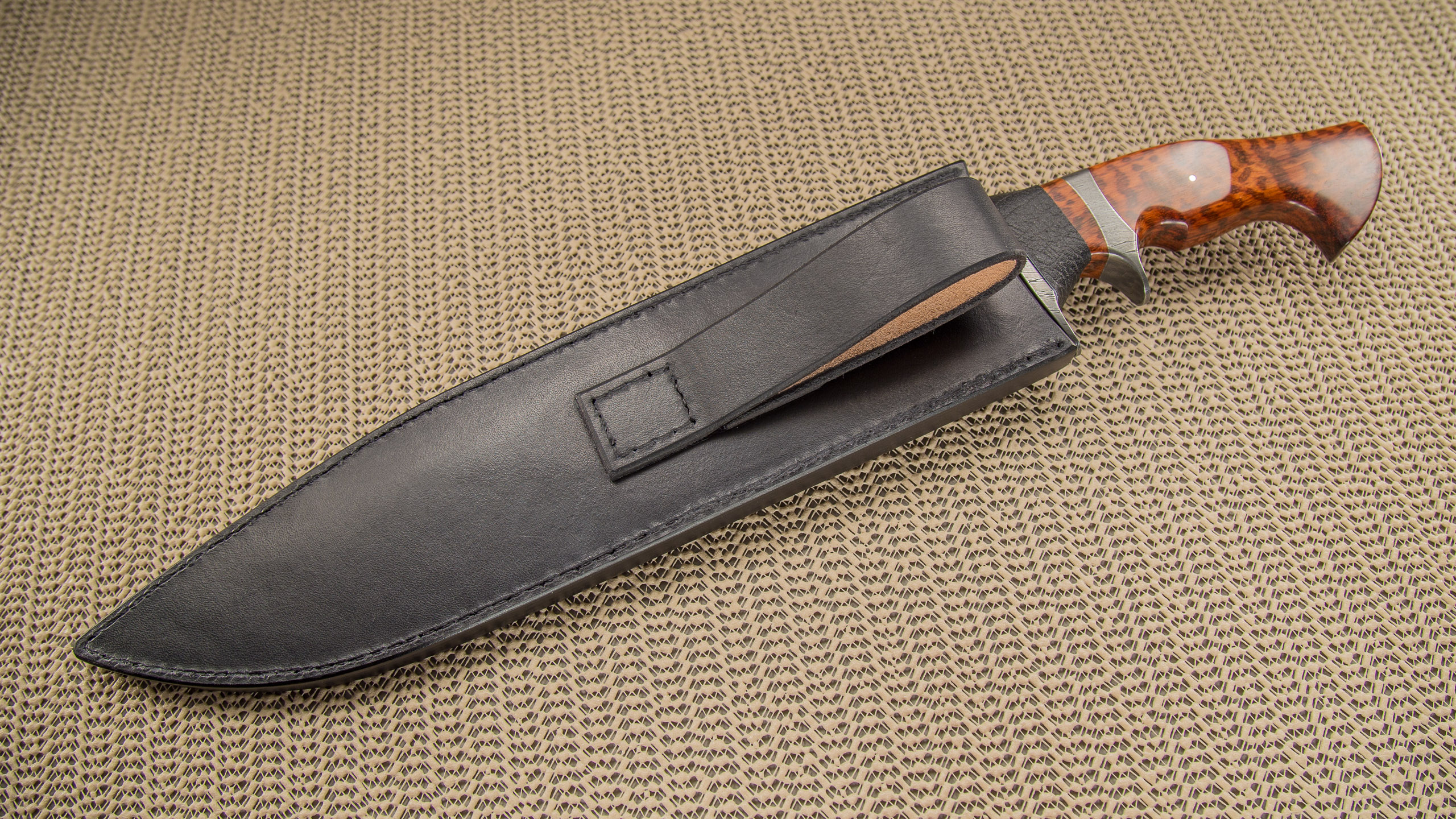 Big subhilt camp knife