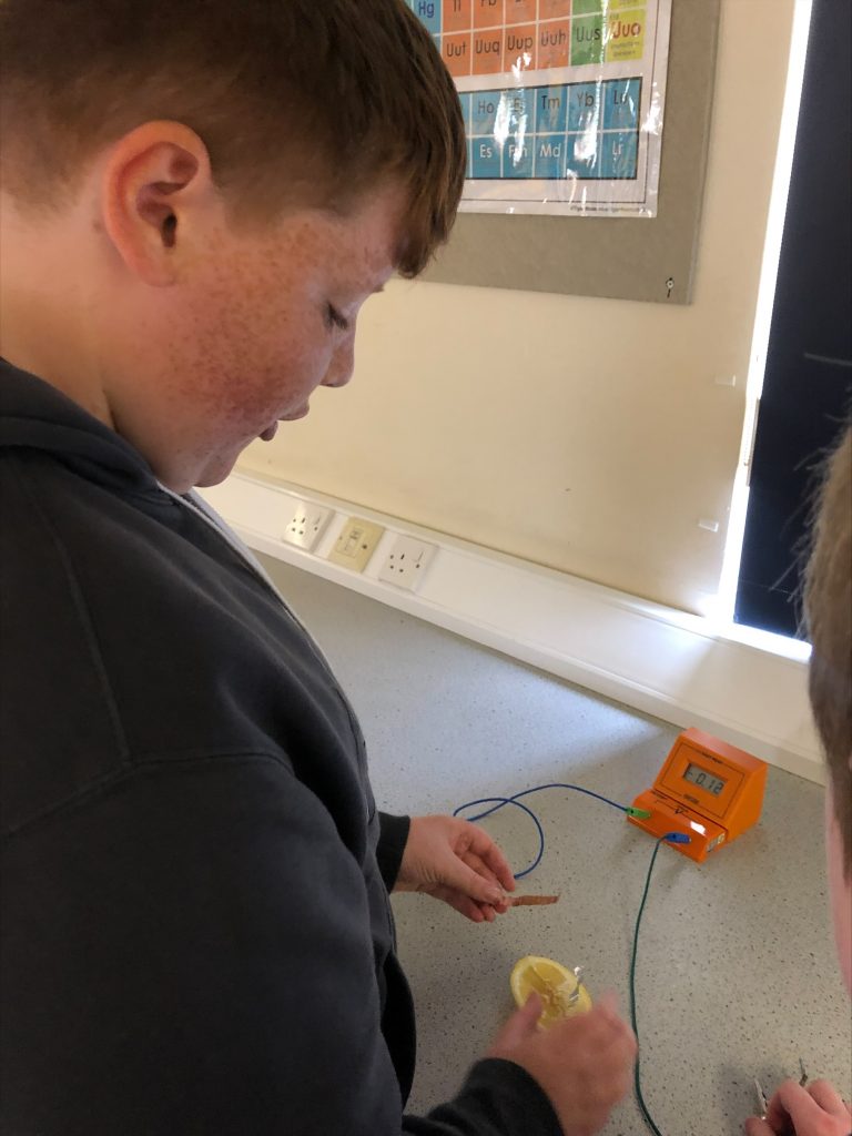 Building lemon clocks in Science! Paulet High School & 6th Form College