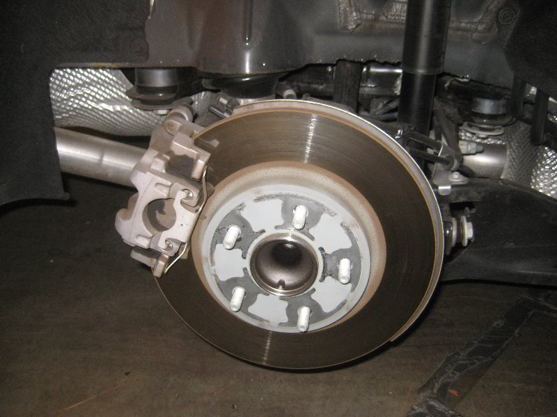 Chrysler-Pacifica-Minivan-Rear-Brake-Pads-Replacement-Guide-012