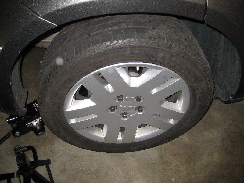 Dodge-Avenger-Rear-Disc-Brake-Pads-Replacement-Guide-036