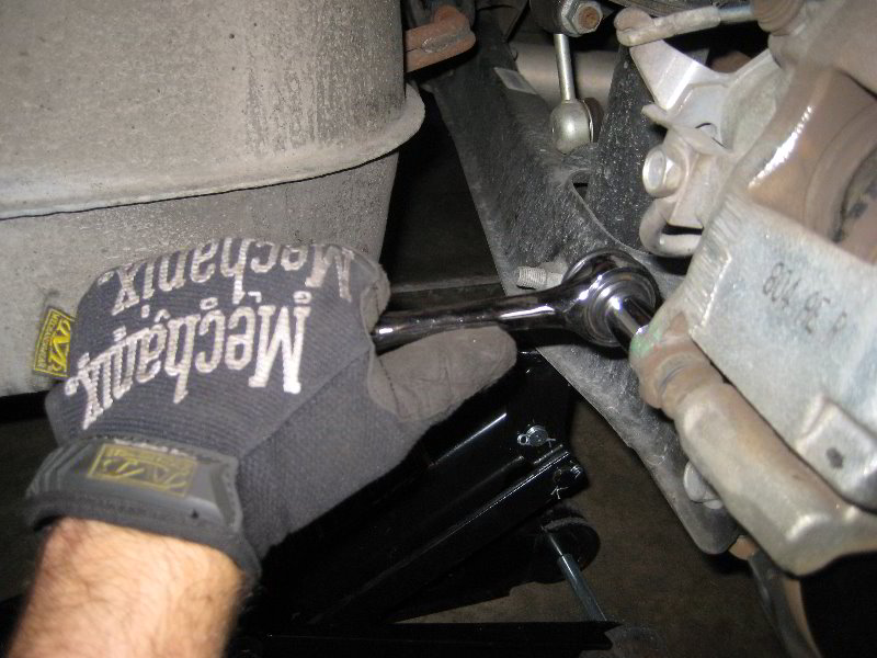 DodgeJourneyRearBrakePadsReplacementGuide030