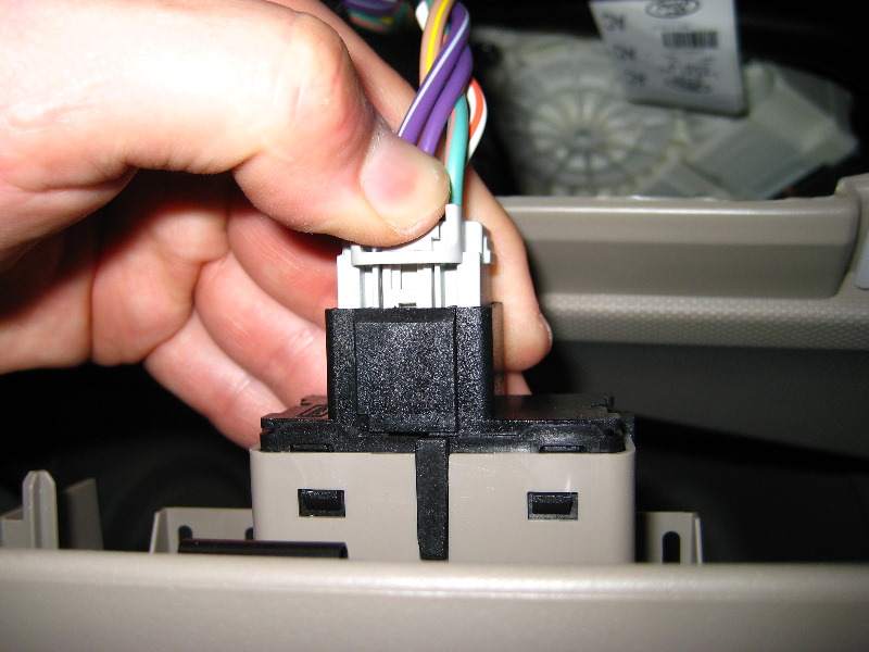 FordEdgePowerWindowMotorReplacementGuide028