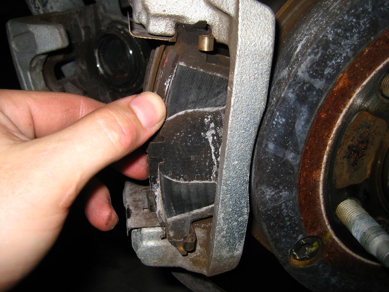 FordEdgeRearBrakePadsReplacementGuide015