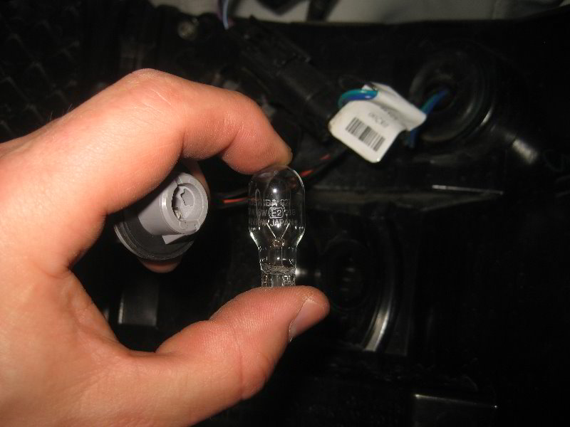 FordFlexReverseTailLightBulbsReplacementGuide012