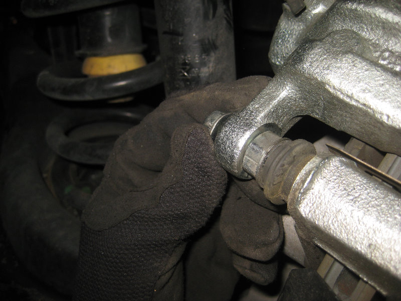 GMCTerrainRearDiscBrakePadsReplacementGuide033