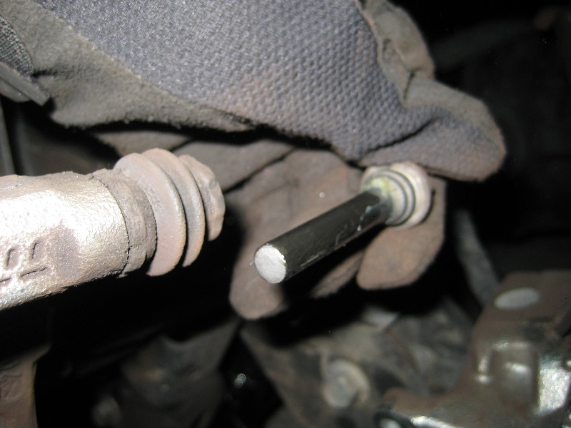 JeepLibertyRearBrakePadsReplacementGuide019