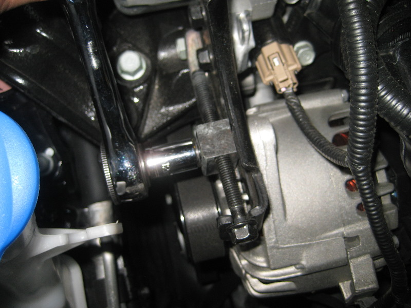 KiaRioSerpentineAccessoryBeltReplacementGuide029