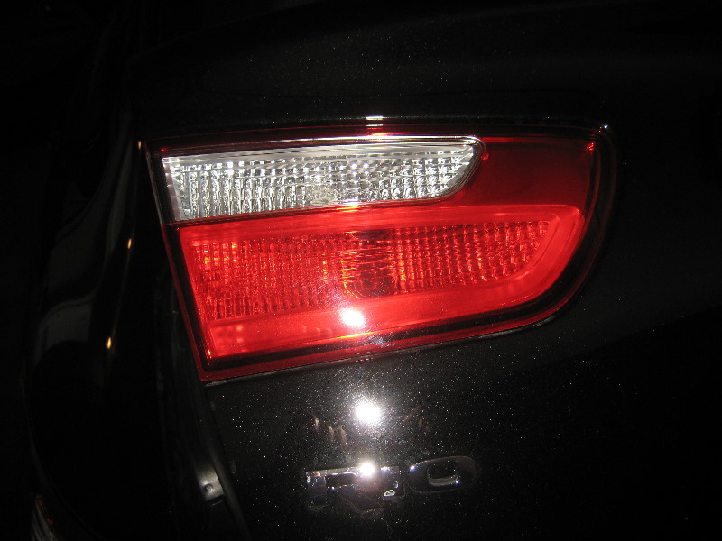 KiaRioTailLightBulbsReplacementGuide012