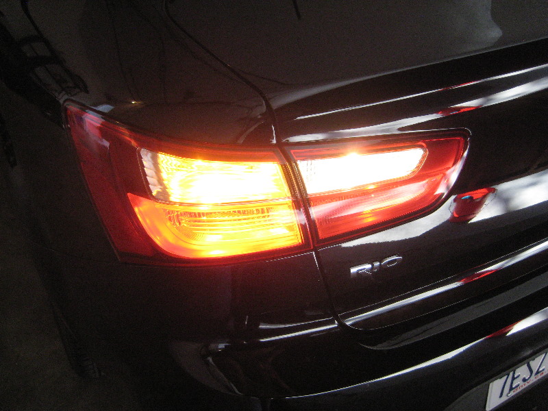 KiaRioTailLightBulbsReplacementGuide030