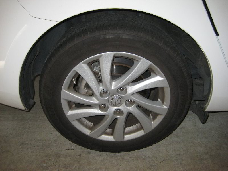 MazdaMazda3RearBrakePadsReplacementGuide048
