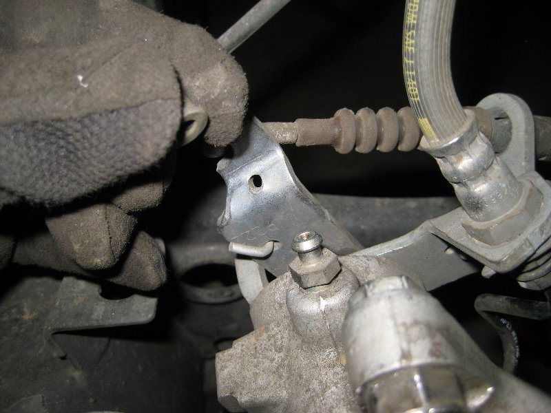 VWJettaRearDiscBrakePadsReplacementGuide032