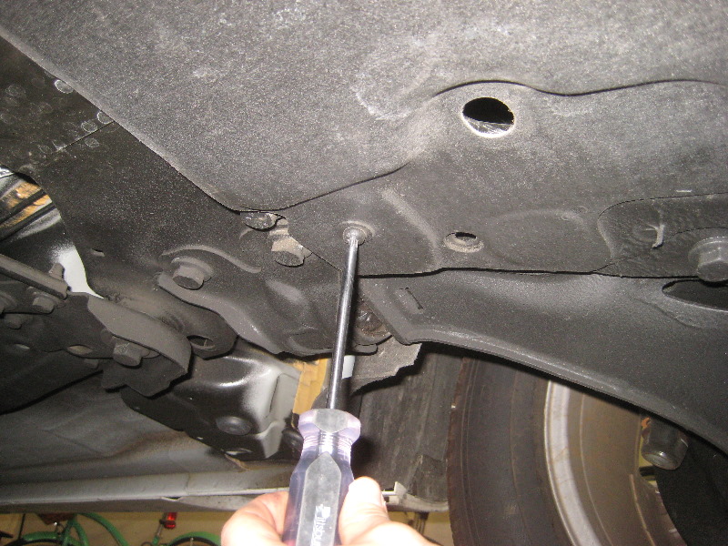 VolvoXC60EngineOilChangeFilterReplacementGuide004