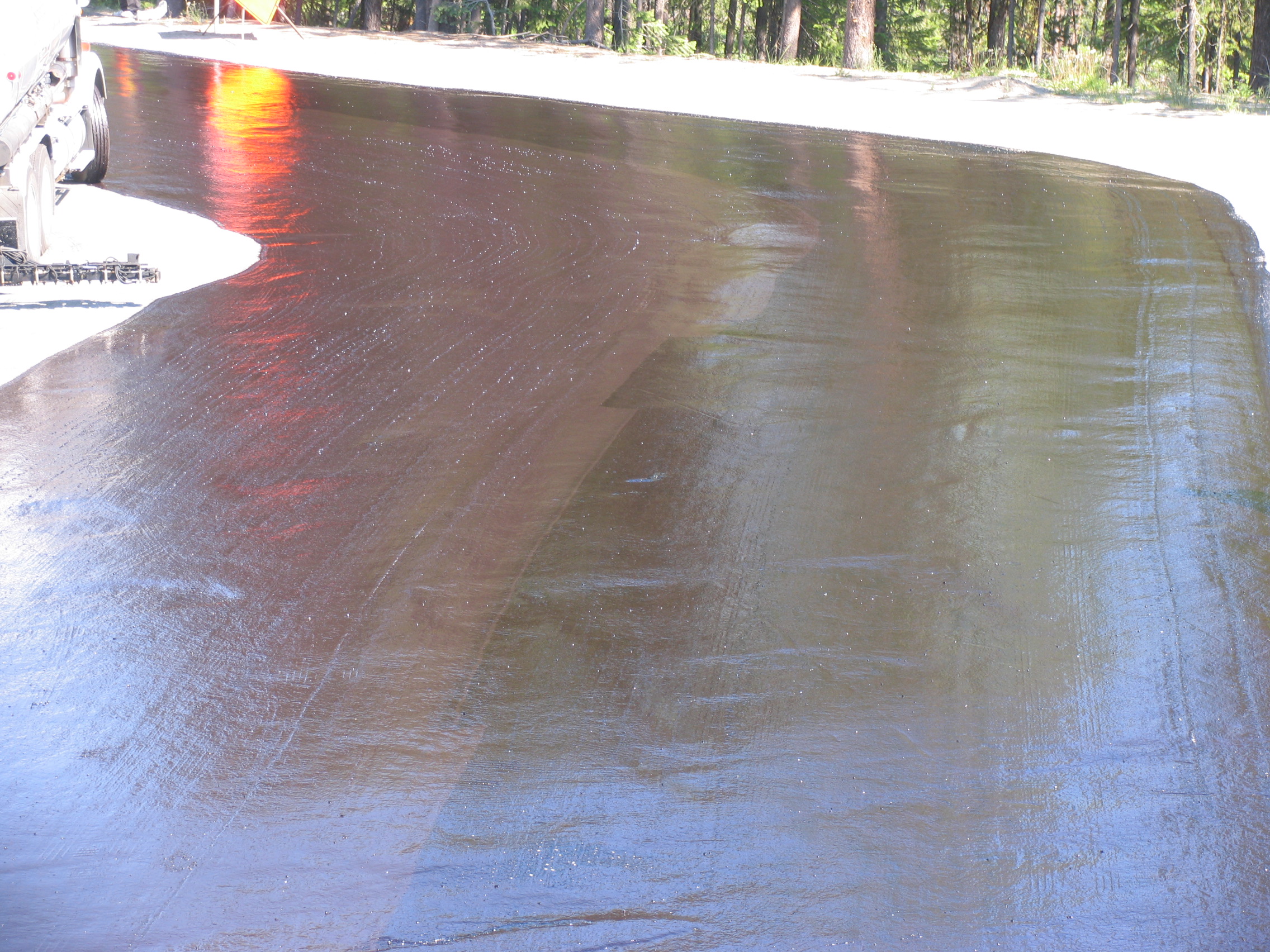 Sweet Emulsion How Asphalt and Water Combine Pavement Interactive