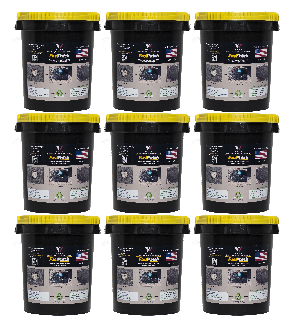 FASTPATCH DPR Pourable Asphalt Repair 5Gal Kit Pallet of (36) 1026208PLTB